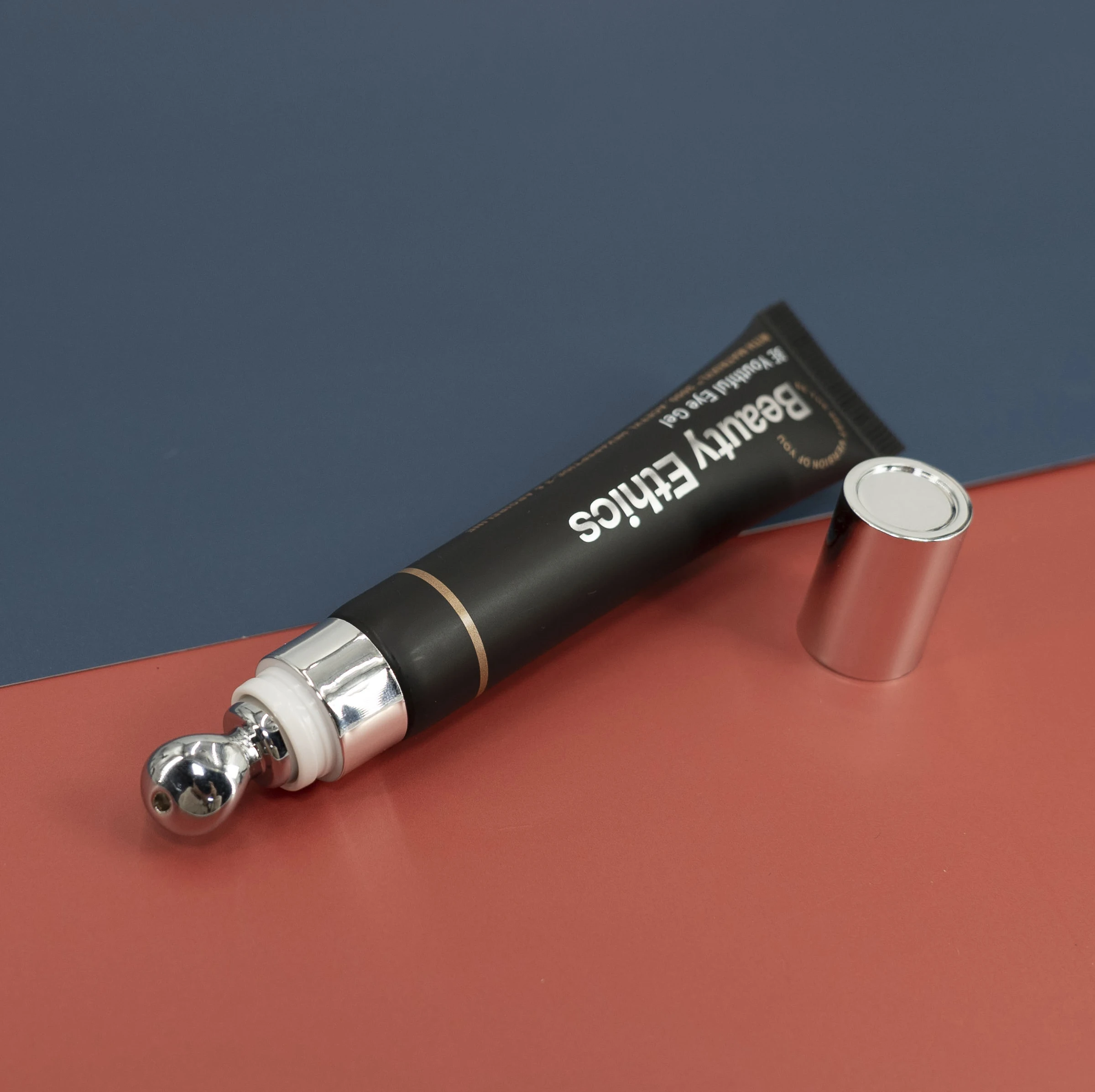 Metal Massage Applicator Tube Empty Packaging Cosmetic Eye Cream Tube With Cooling Vibrating Applicator Head