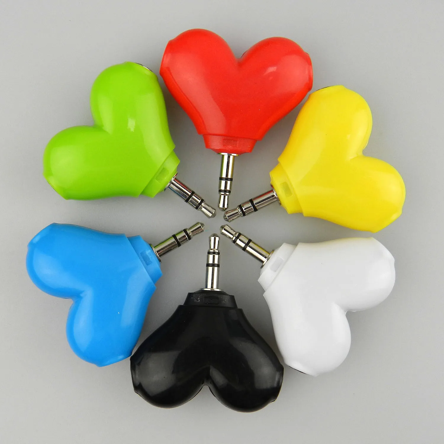 2in1 factory price high quality love heart shaped 1 to 2 audio splitter headphone  splitter  aux adapter