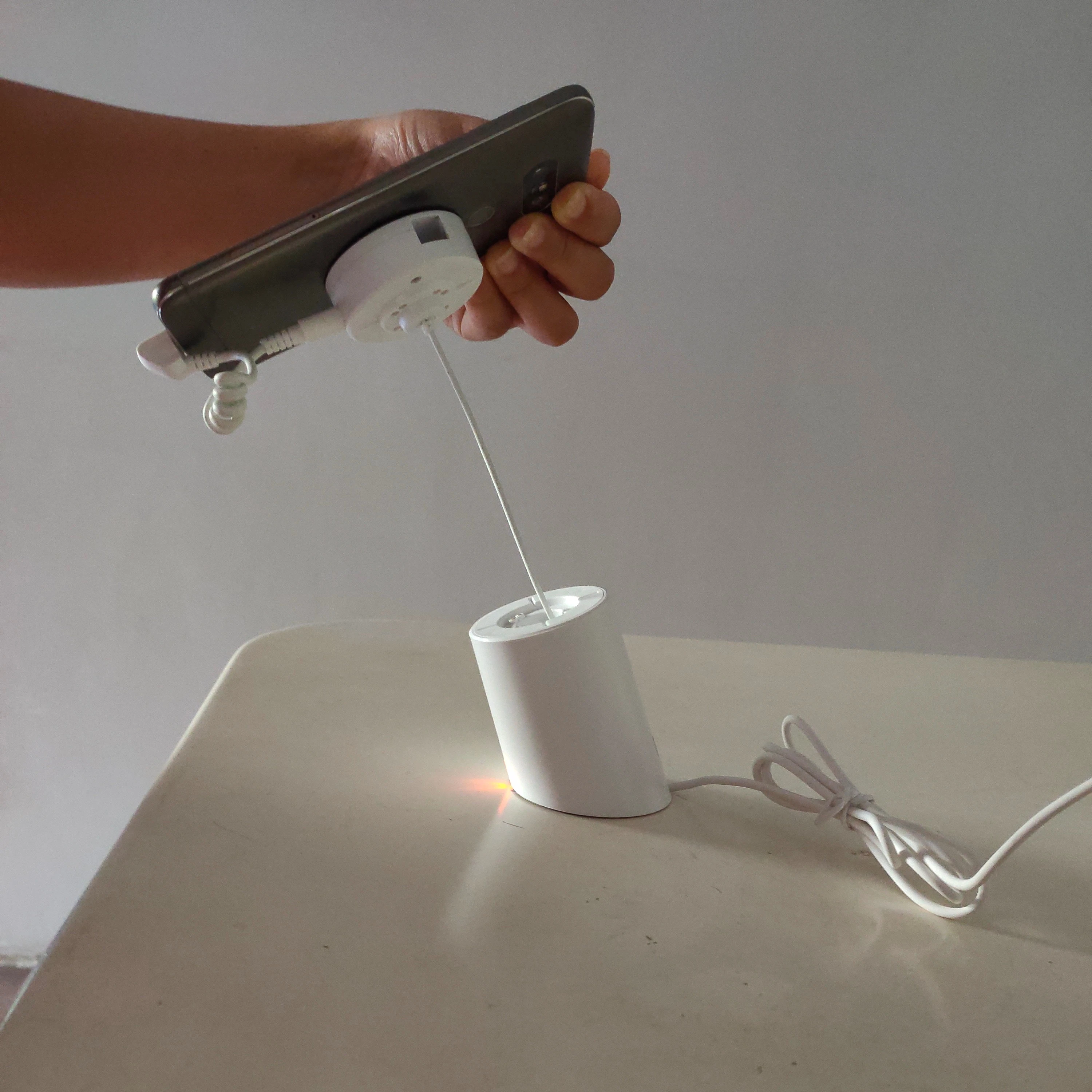 INSHOW A101-C manufacturer Mobile security alarm holder cell phone anti-theft display stand