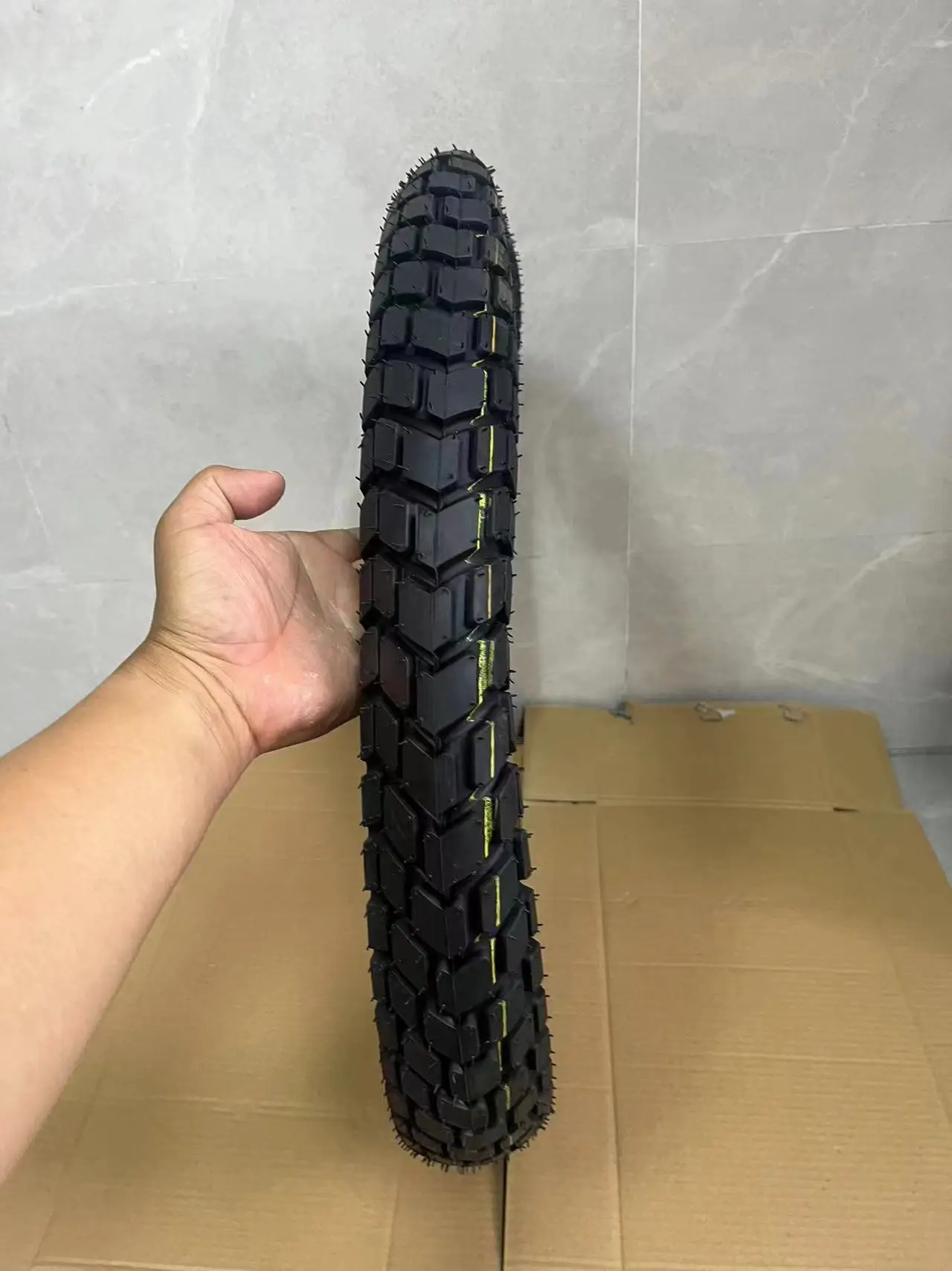 Инвентаризация 110-90-16 мотоциклетные шины внедорожные противоскользящие оптовая и розничная продажа специальные