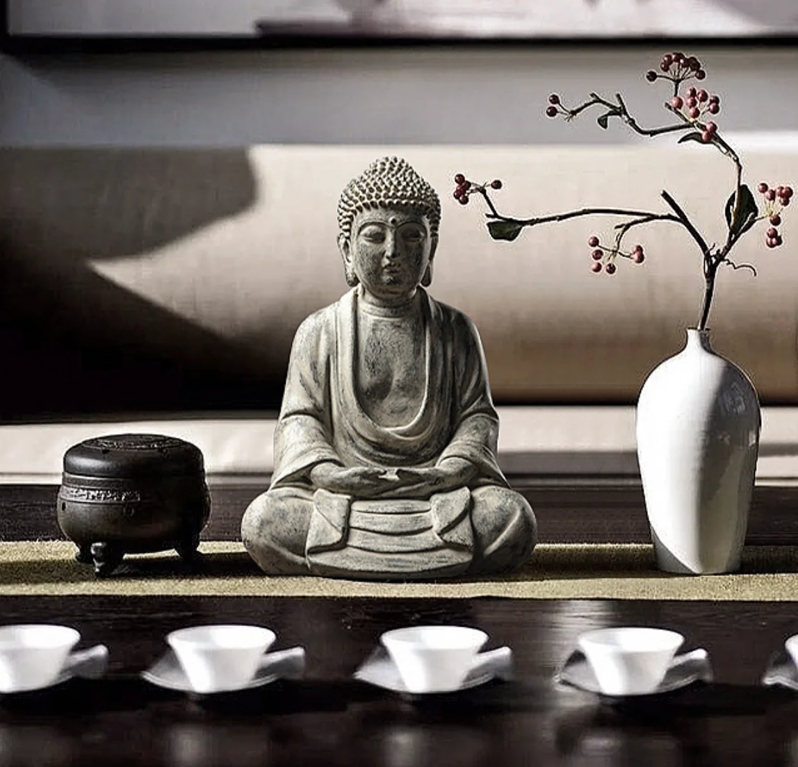 Creative Home Decor Buddha Sakyamuni Office Desktop Decoration Props Chinese Zen Buddha Statue Resin Crafts Ornaments