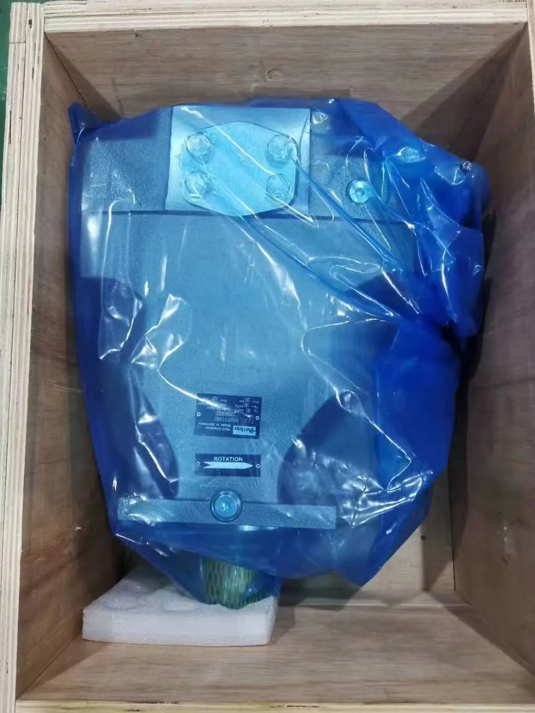 Hot sell Parker Denison pump PVT PV PV6 PV10 PV15 PV20 PV29 series PV15 2R1E FO2 hydraulic high pressure piston pump