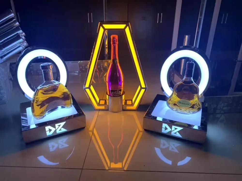 
Infinity Mirror Ace of Spade Champagne Bottle Glorifier Presenter for whisky, rum, cocktail, beer, tequila, vodka, champagne 