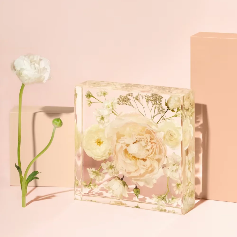 Specimen Collection Display Handmade Square Transparent Acrylic Resin Paperweight With Plant Specimen Flower