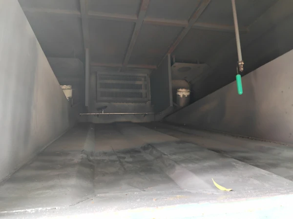 Высококачественная дорожная уборочная машина Sinotruck howo 266hp
