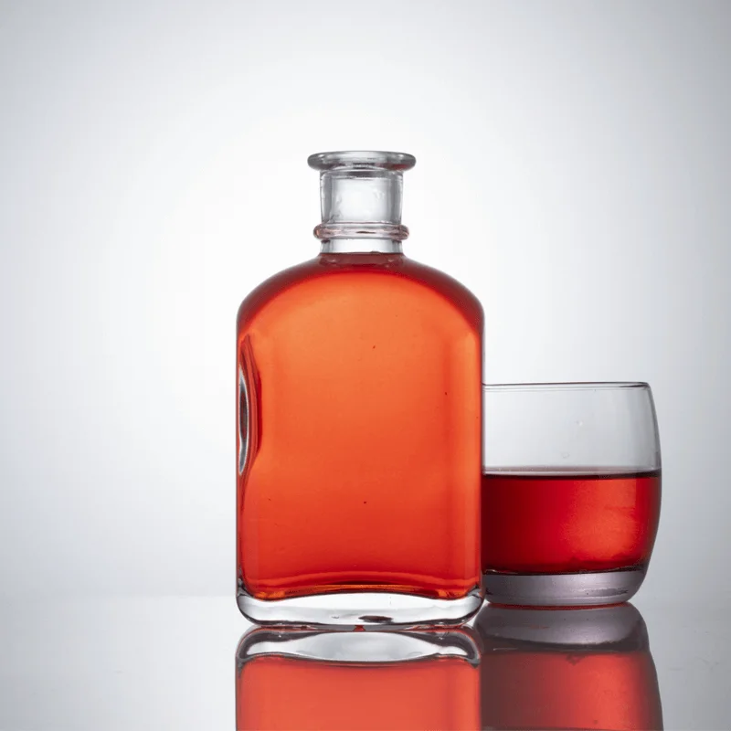 500ml 700ml 1000ml glass wine bottle hot sale liquor bottle unique shape vodka bottle