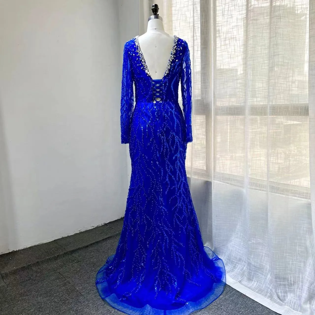 NEW 2024 Luxury Long Sleeve Woman Wedding Party Gowns Pearls Beaded Arabic Elegant Evening Dress