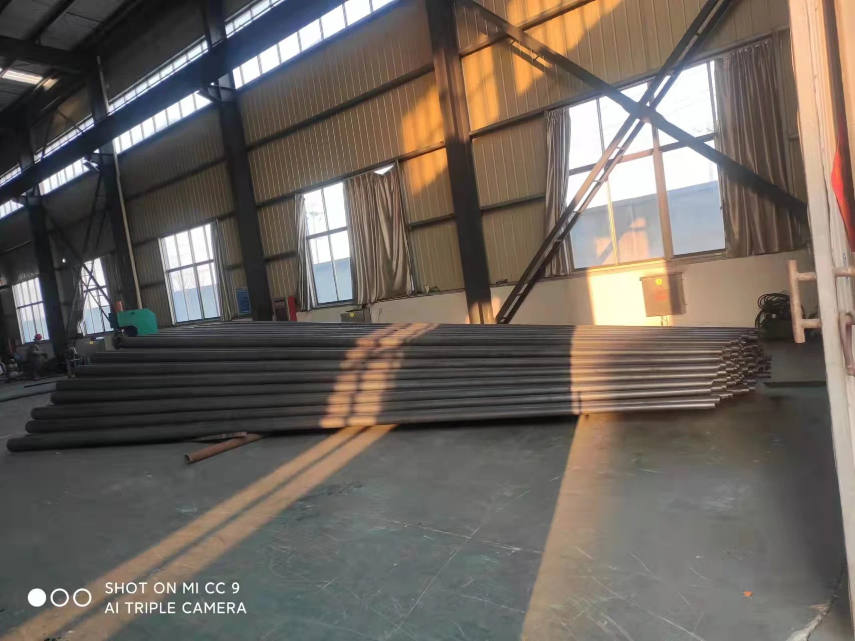 Classic 10 meters smart traffic light pole for football stadiums