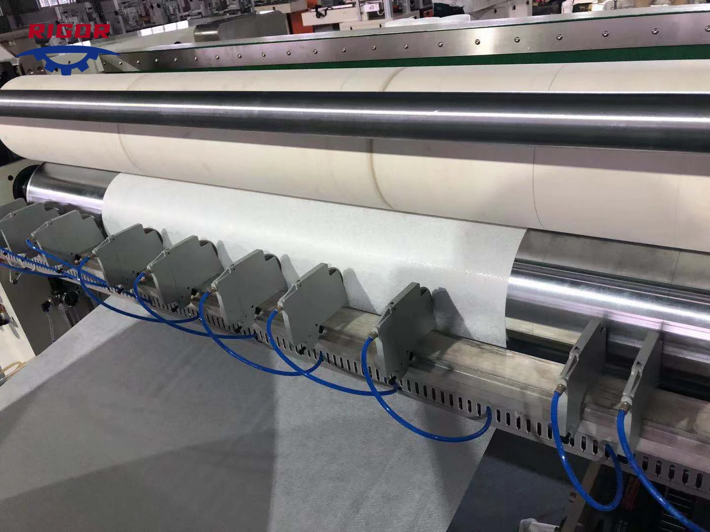 Wet Wipes Barrel Filling Machine Disposable Soft Canister Pack Wet Wipe Machine