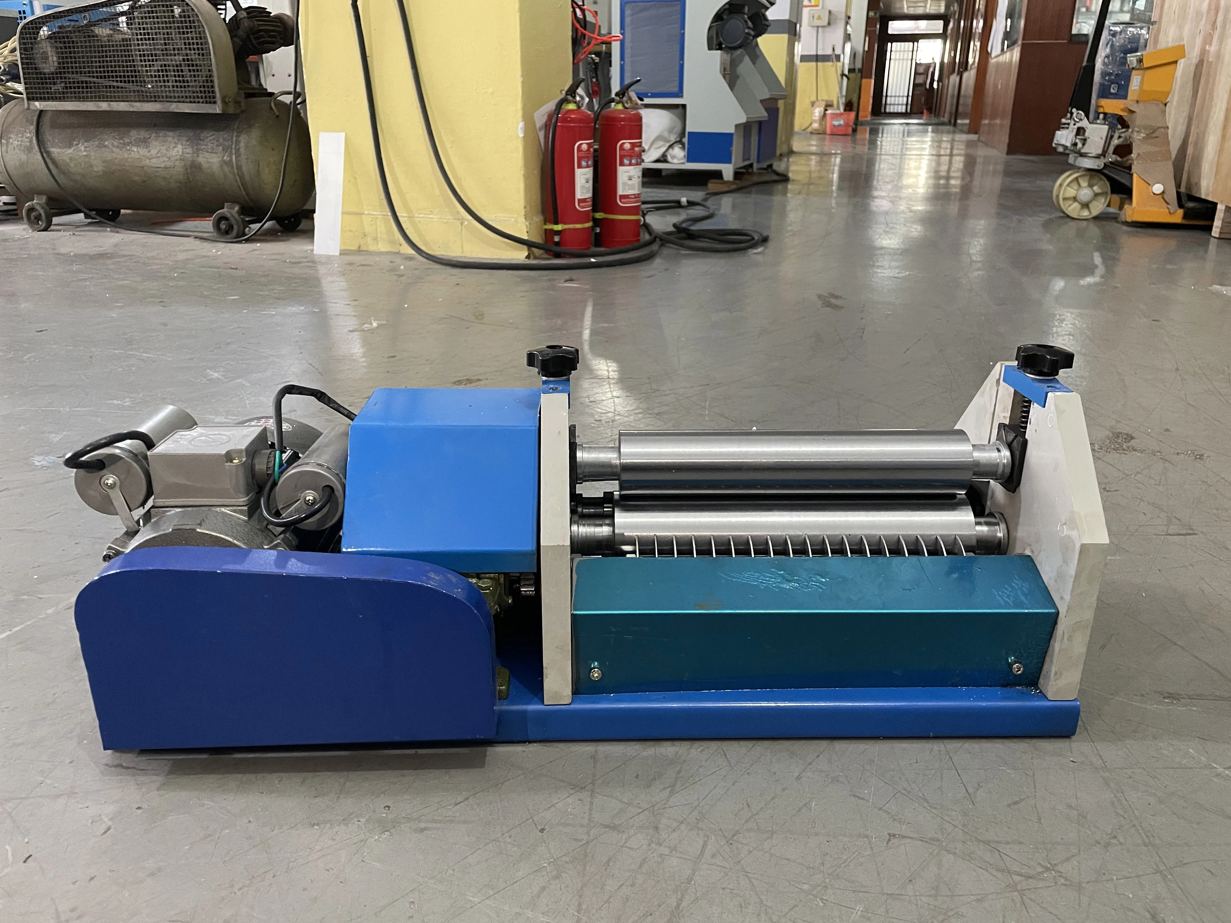 Машина для склеивания белого клея, машина для склеивания кожаных тканей