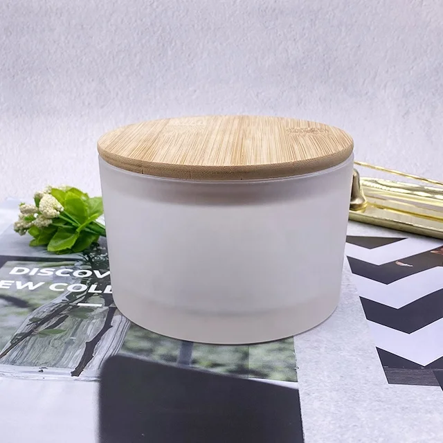 A12M  New design  15 oz frosted  glass holder  scented candle with bamboo lid and private label