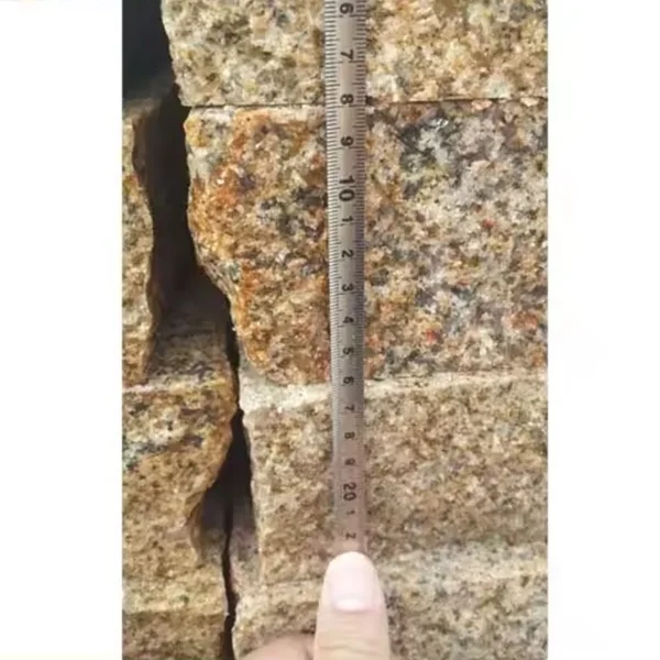 G682 yellow rust granite cubes cobblestone paving stone