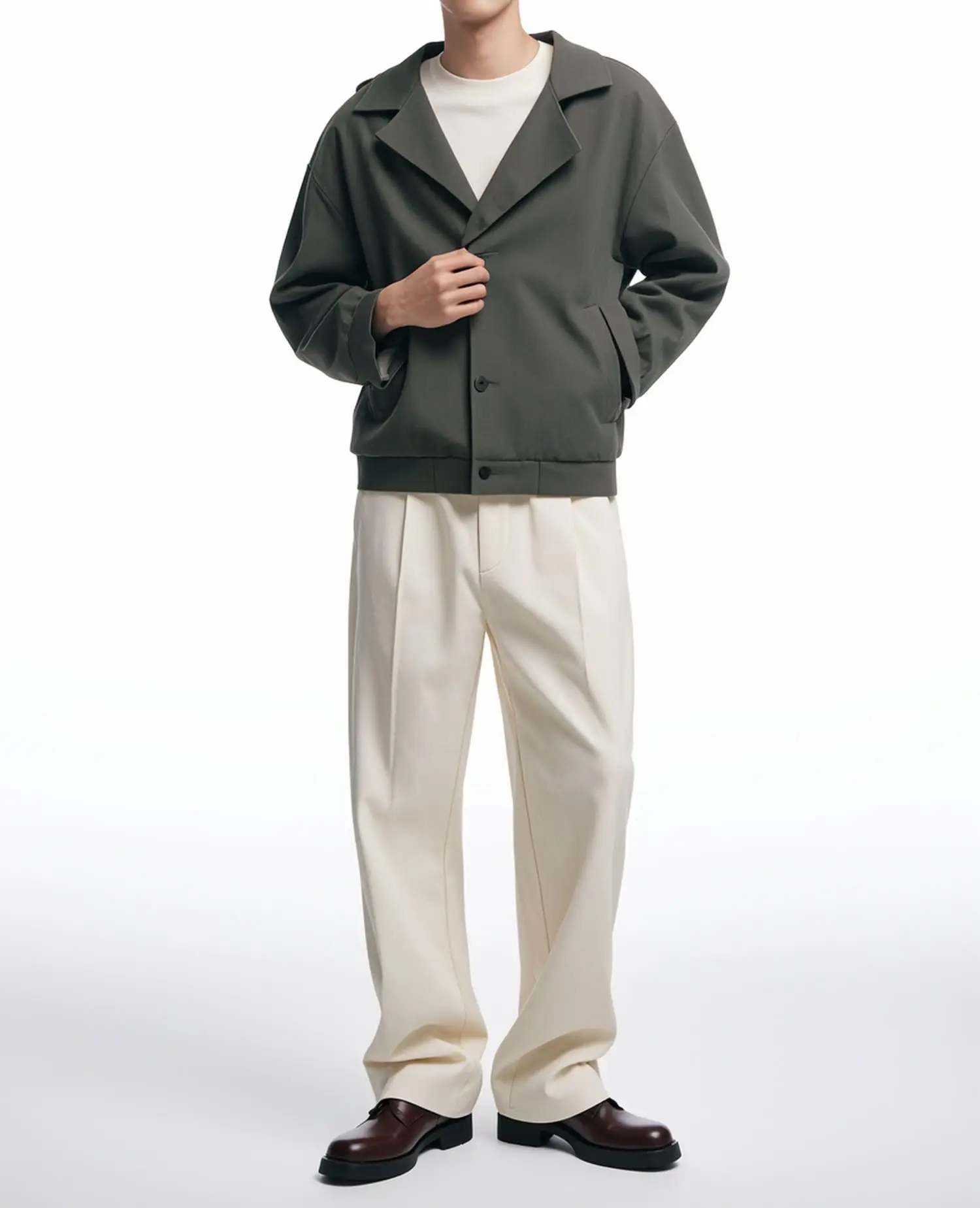 Water resistant feature benefit Mens leisure trousers made of polyester cotton blend, Feature Water resistance Benefit
