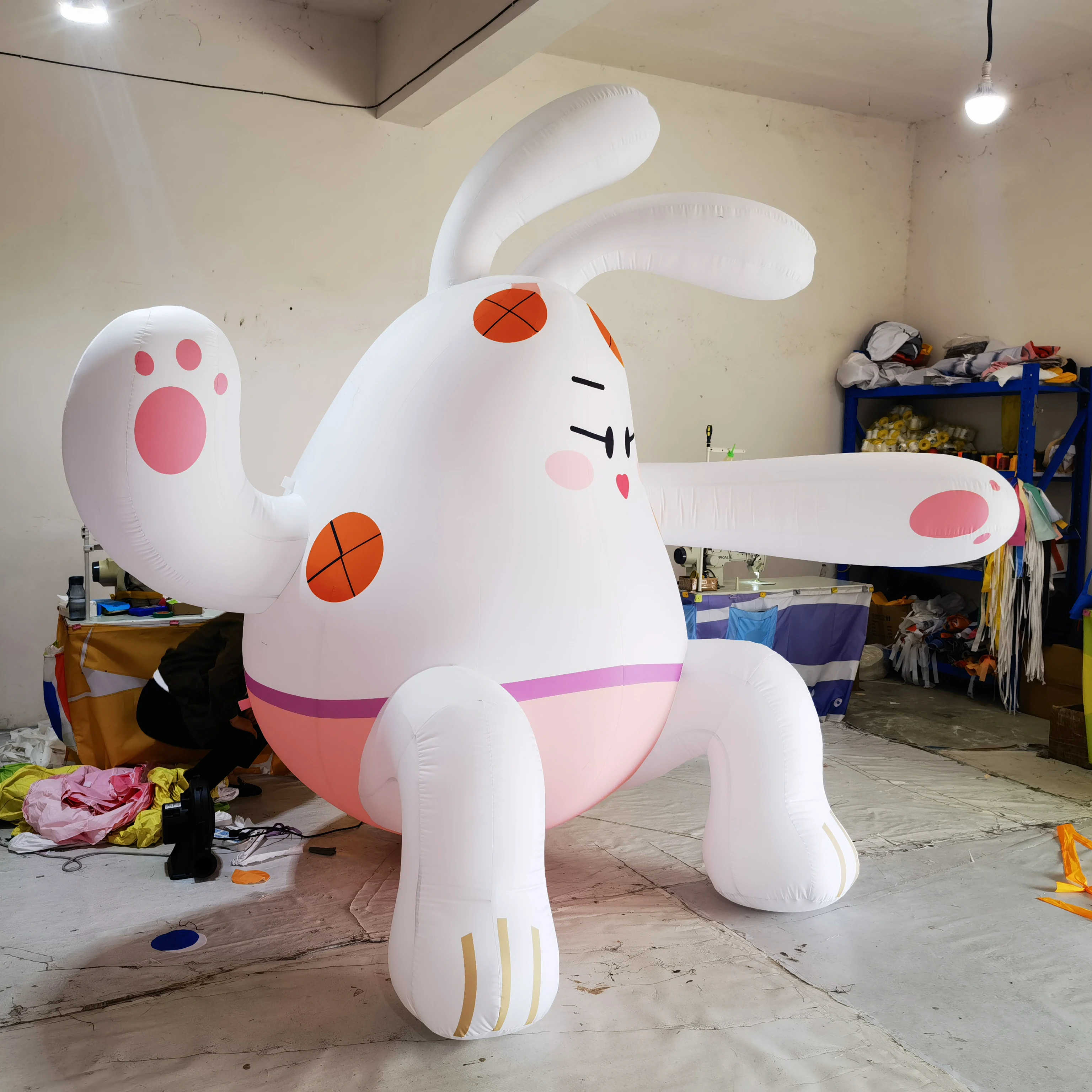 Kinqee High Quality Customized Cute Inflatable Advertising Model bunny inflatable Factory Price For Sale