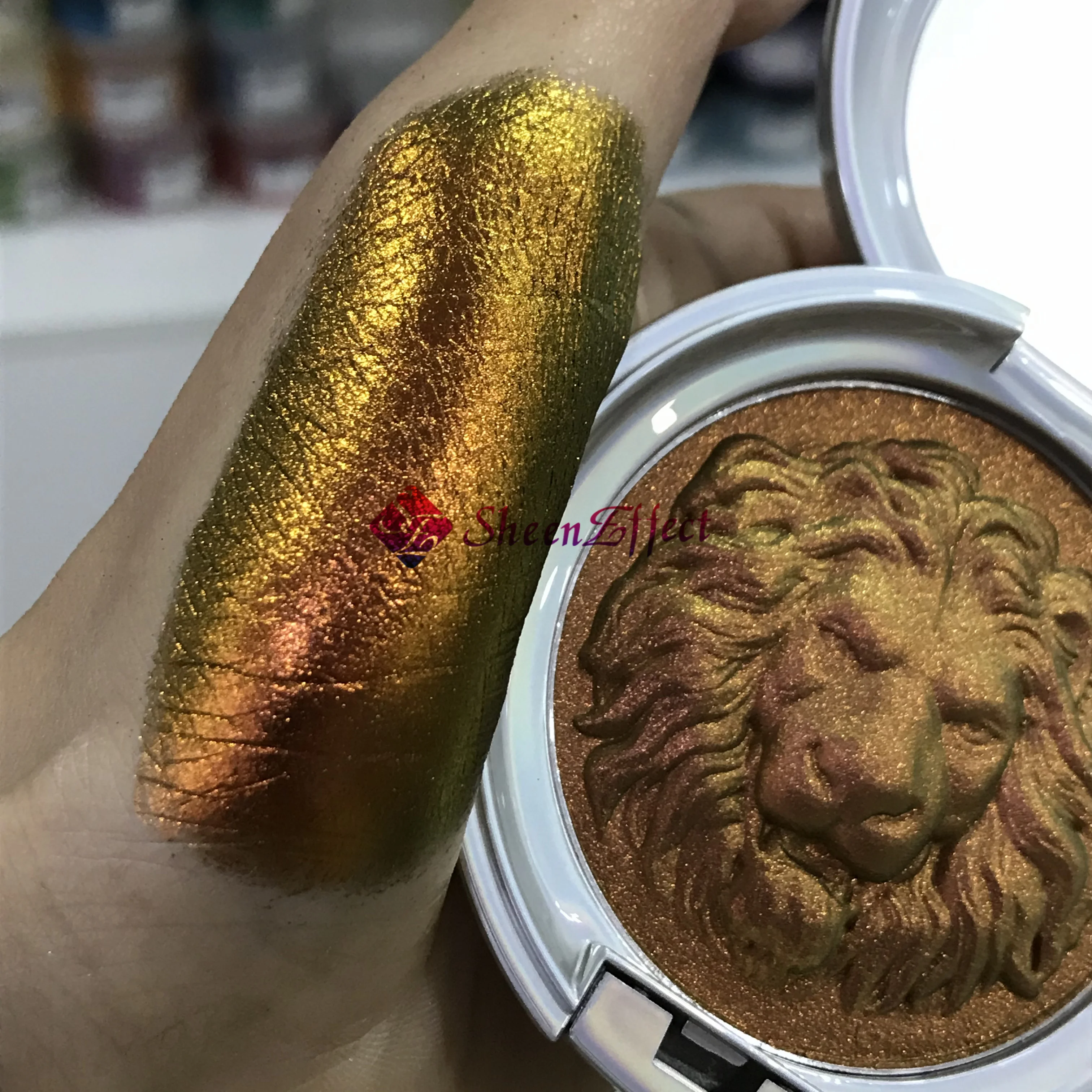 Customized optical chameleon effect variable  pigmented eyeshadow powder cosmetic color shifting duochrome makeup powder