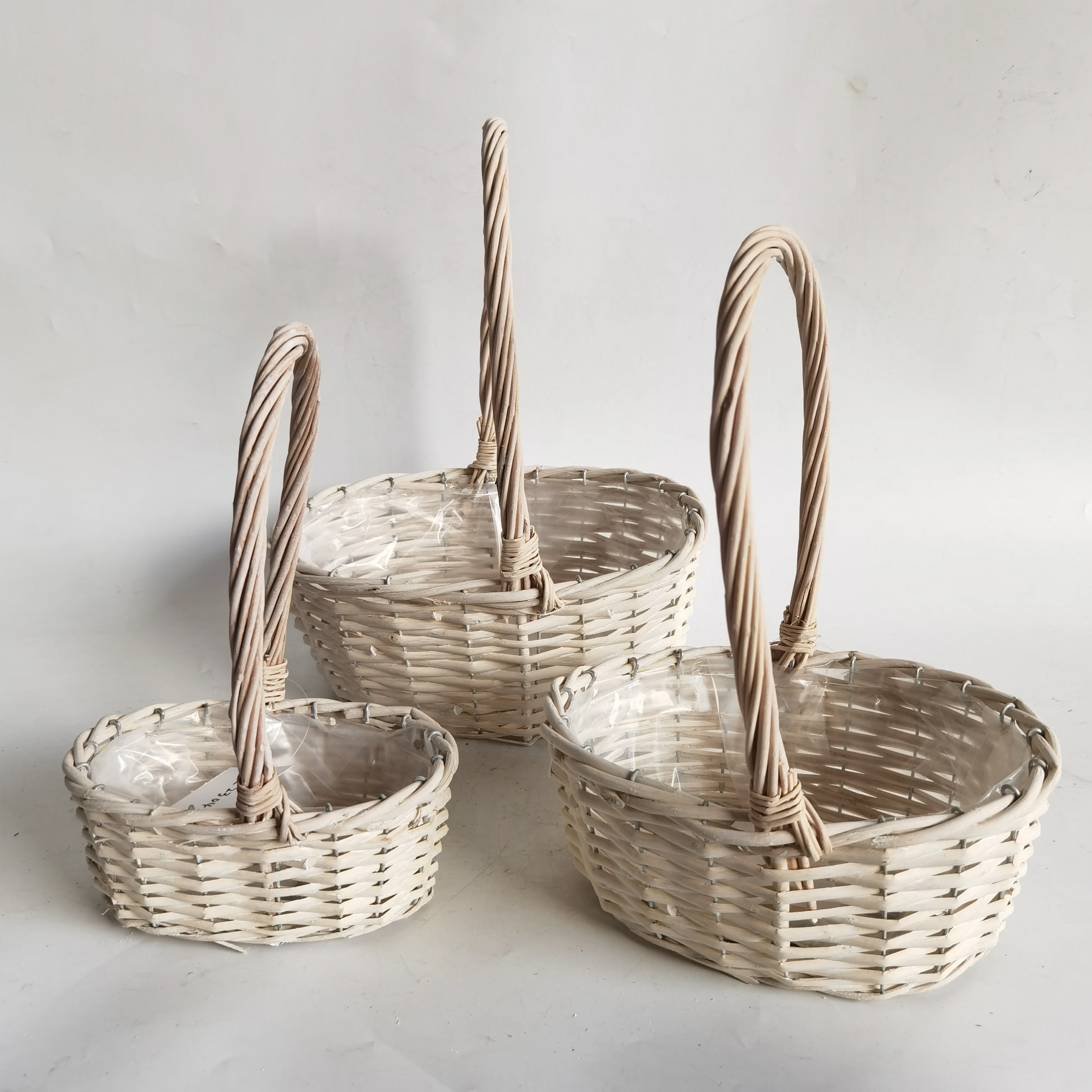 Factory Wholesale Willow Gift Basket wicker storage basket with handles flower basket