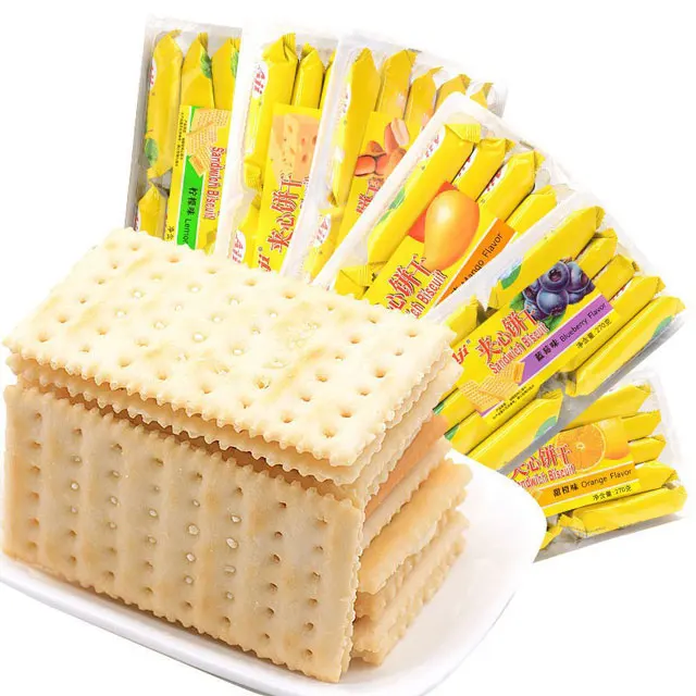 Spot wholesale customized delicious Chinese traditional snacks food packaged Lemon flavored cheese soda sandwich biscuit