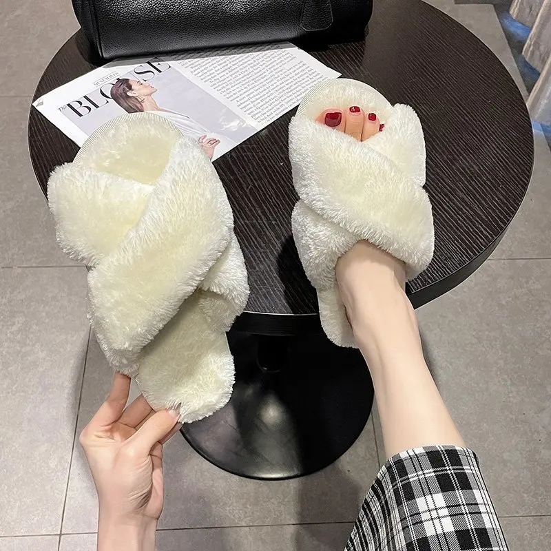 Wholesale Indoor And Outdoor Fashion Pure Color Ladies Lamb Fur Slippers Sheepskin Women Fur  Slippers