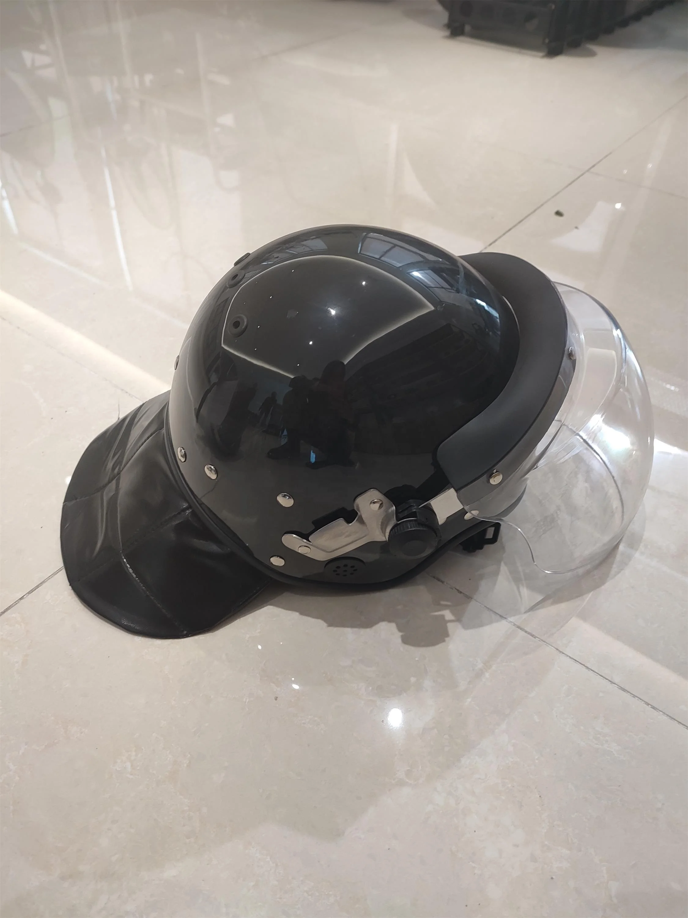 Черный цветной ABS защитный шлем против бумотов