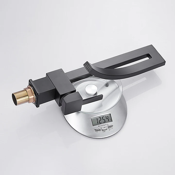 wholesale luxury production brushed gold taps bath mixer of water taps for bathroom sinks