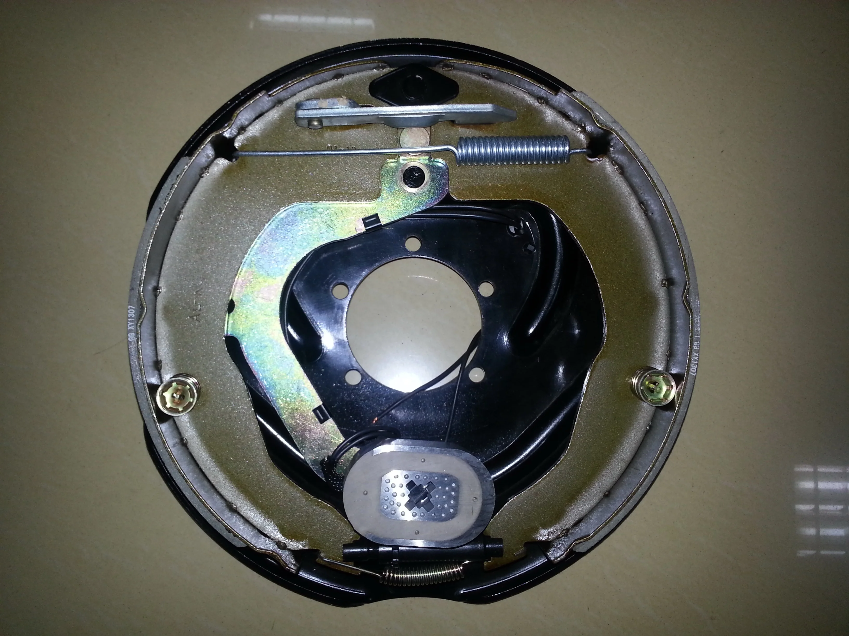 10 Inch Alko Style Electric Brakes Trailer With Hand Parking