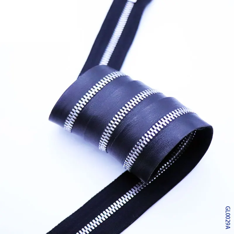 
5# 8# High Quality Cusomized Zipper Pull Genuine Leather Tape Metal Zipper for Handbags 