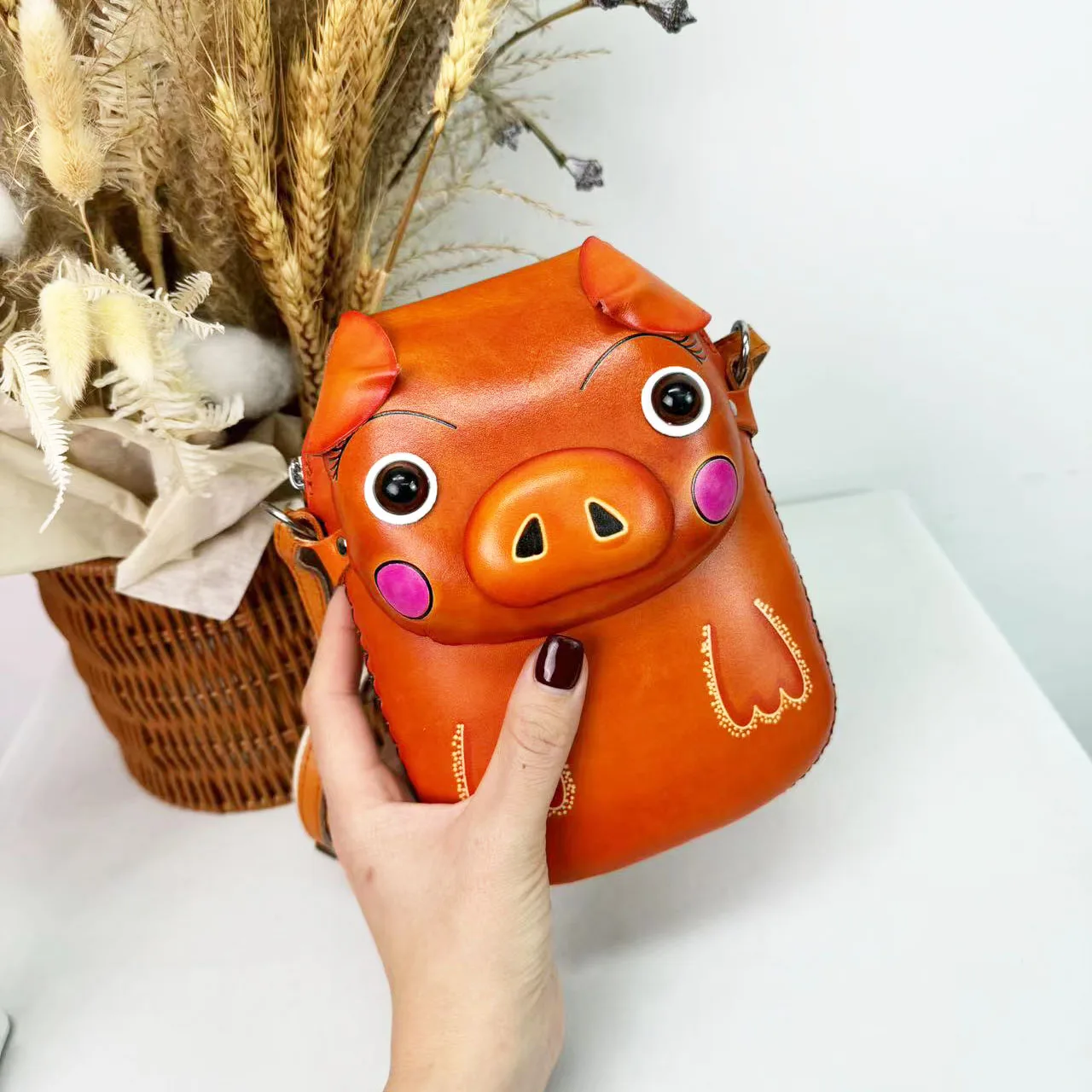 MB-021 Genuine leather  animal pig shape  mobile phone bags cute mini ladies handmade gift children women shoulder bags