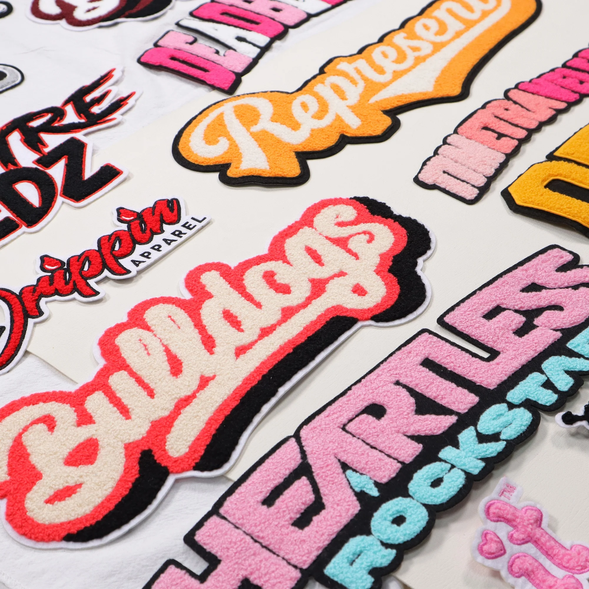 Custom Embroidery Chenille Letters Designer Patches Famous Brands Toweling Embroidery Sew On Patch