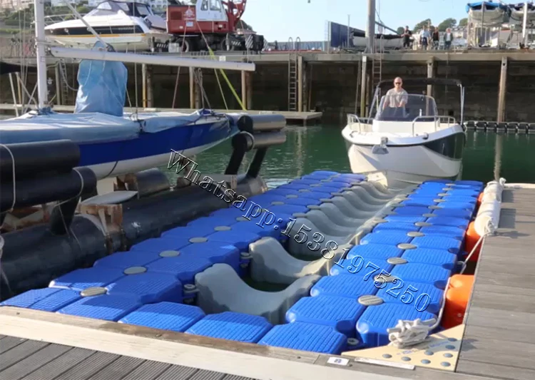 Jet boat dock