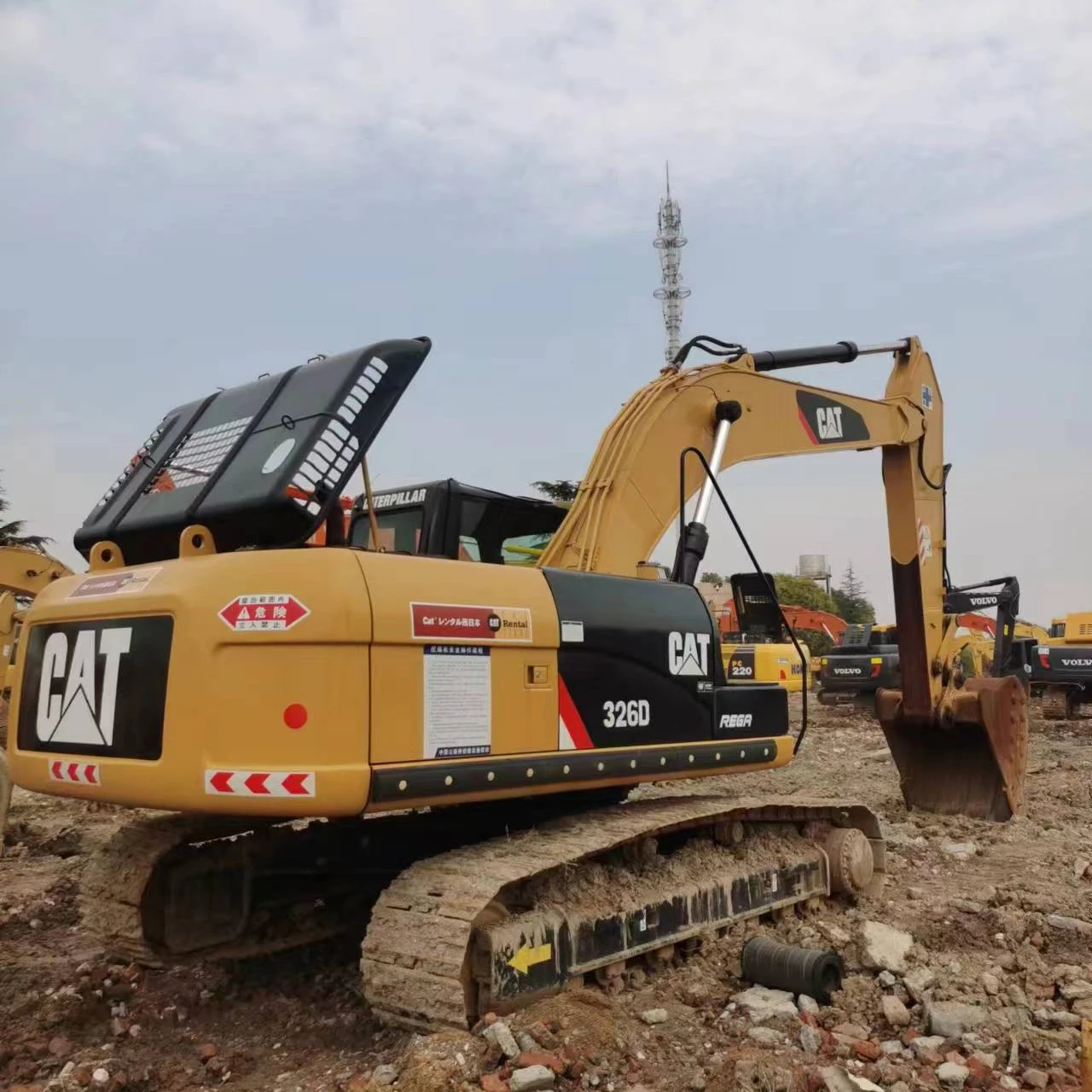 Экскаватор caterpillar 326d, 26 тонн