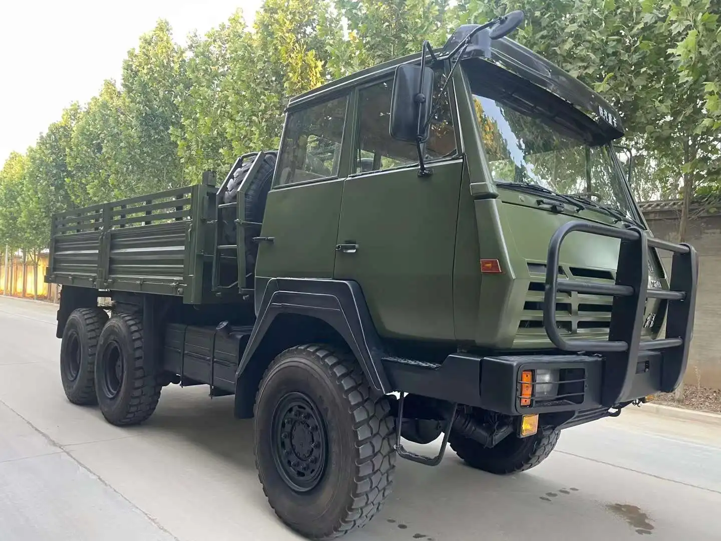 Грузовик внедорожный Shacman 6X6 260HP по хорошей цене Sx2150 SX2190