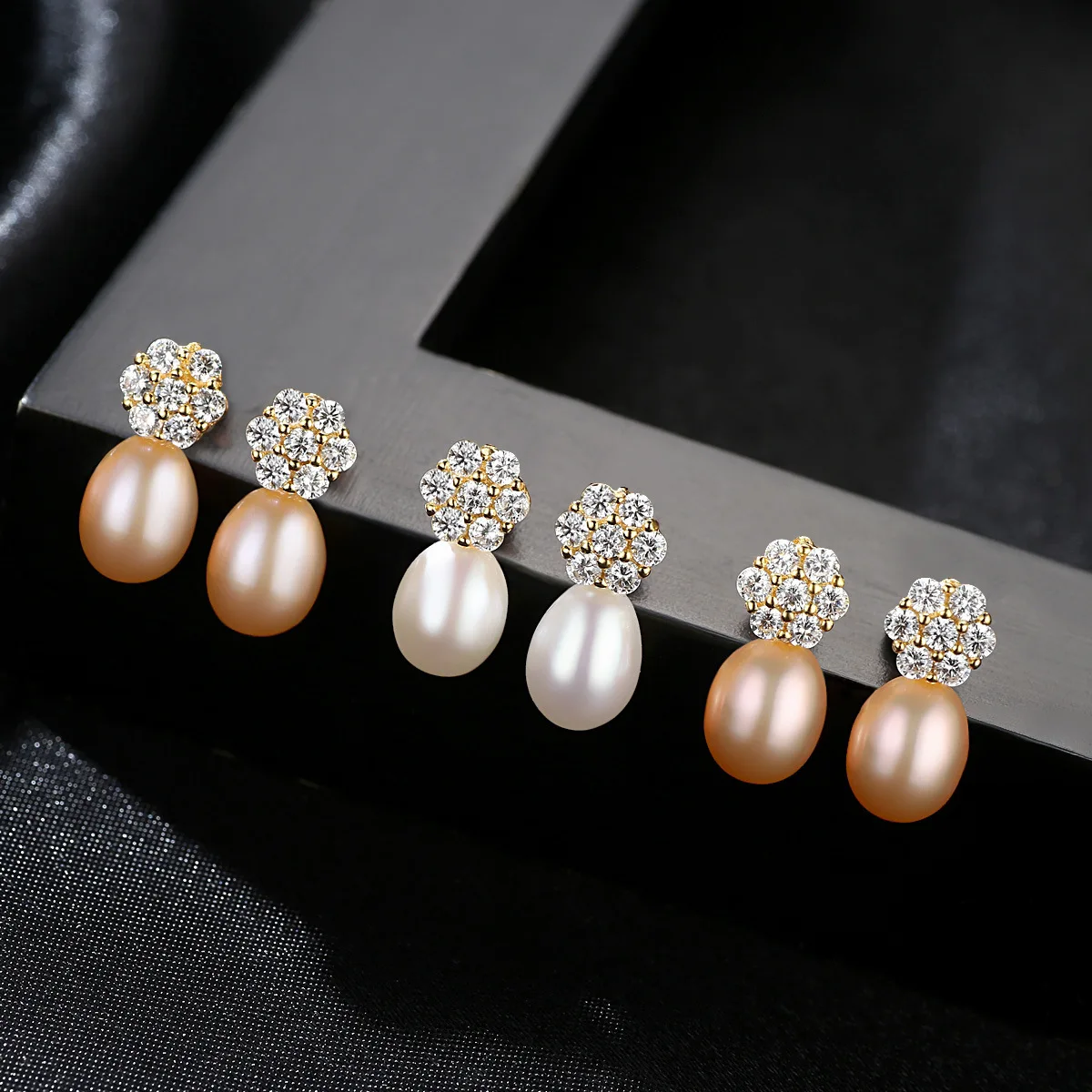 Custom Trendy 925 Sterling Silver Micro Inlay Zircon Flower Design Studs Earrings Simple Fresh water pearl Dangle Earrings Women