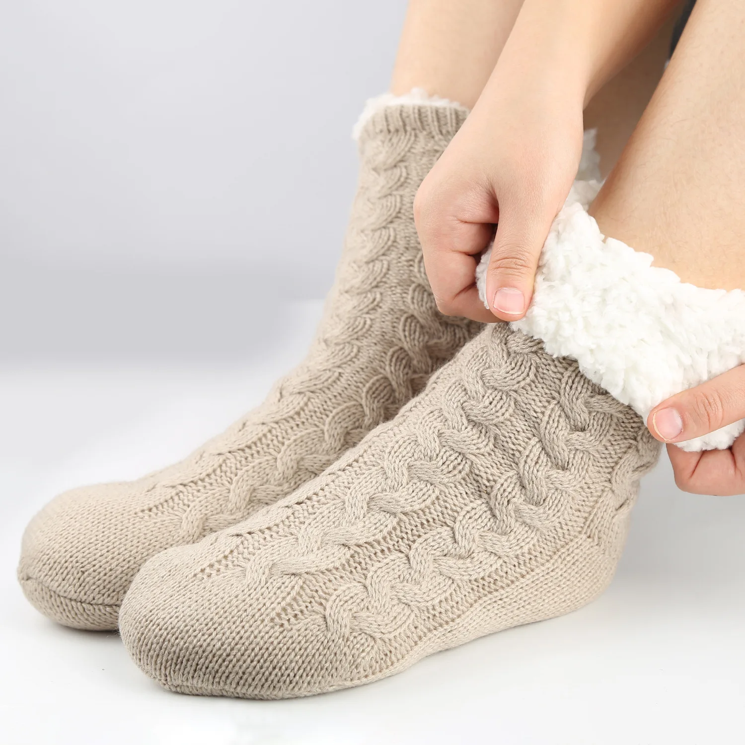 ZY-60  Warm Socks Autumn and winter thickened pile spot adhesive non-slip socks sleep carpet floor socks