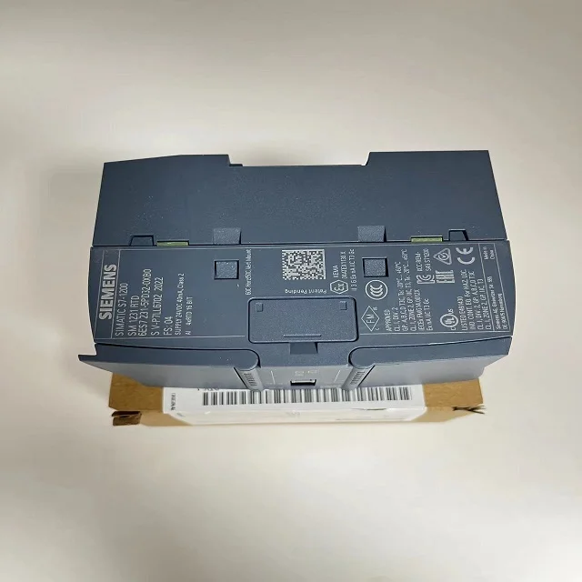 6ES7231-5PD32-0XB0 Siemens S7-1200 SM 1231 Original spot analog input module