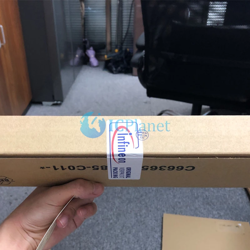 ICPlanet original TLE4921 TLE4921-5U PG-SSO-4 Hall Effect Magnetic Sensors Switches (Solid State) Ic Chip