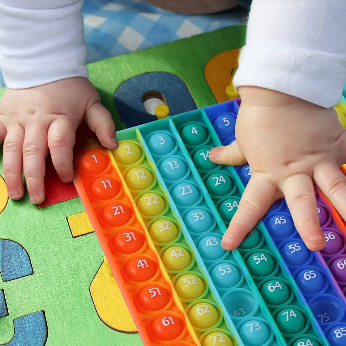 Big Size pop Math Toys , Rainbow Square Fidget Ttoy 100 bubbles Stress Relieving Fidget Game for Teachers