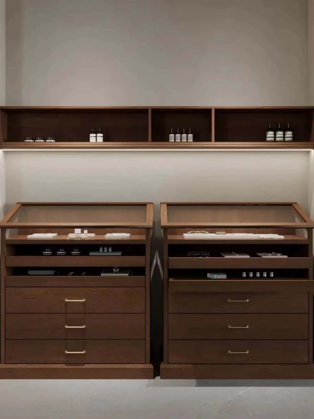 Luxury Modern Wood High Quality Design Living Room Bedroom Chest Of Drawer Solid Wood Large Chest Of 3 Drawer Clothes Display