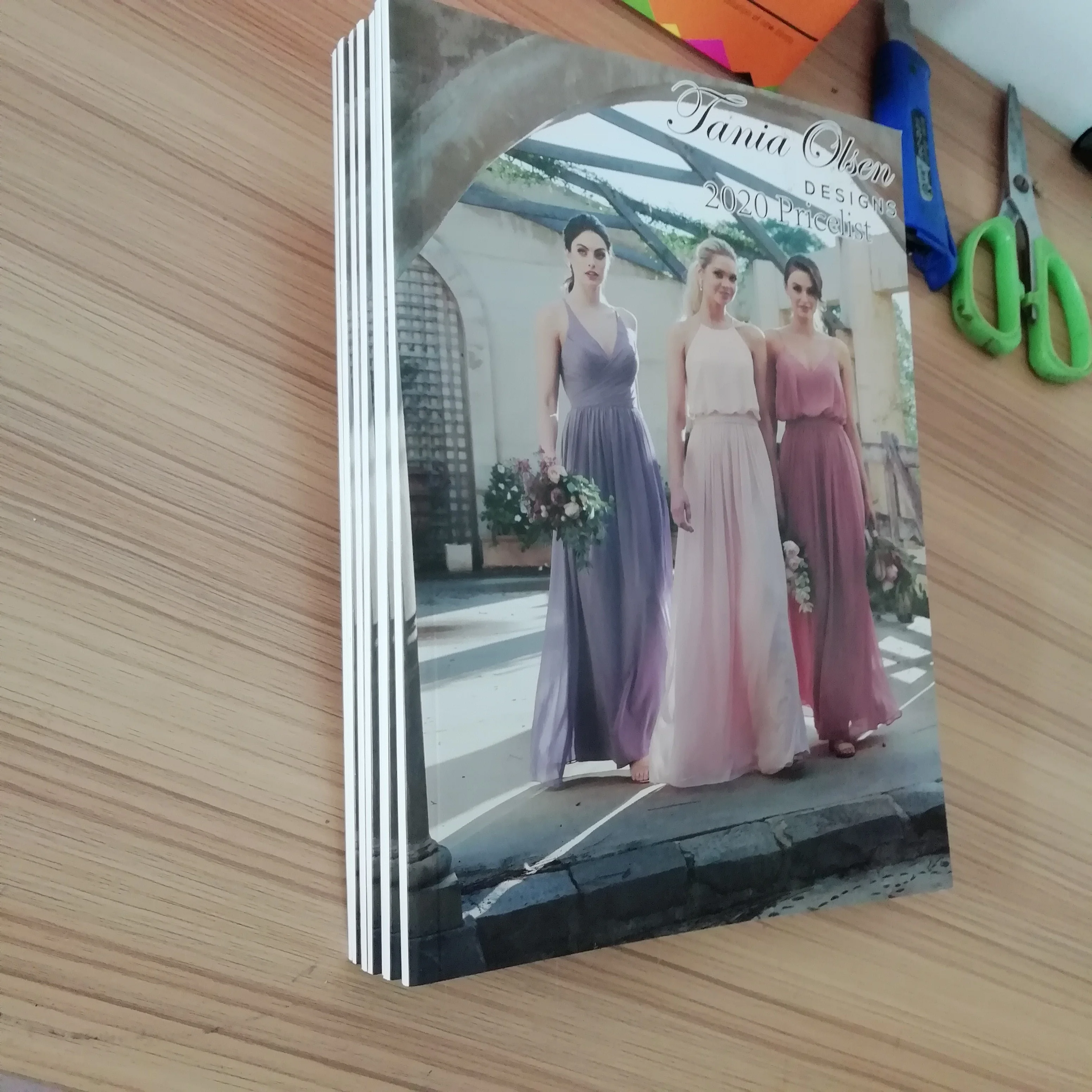 
Factory custom perfect hard cover full color fashion magazine / catalogue / brochure /booklet /pamphlet /book printing service 