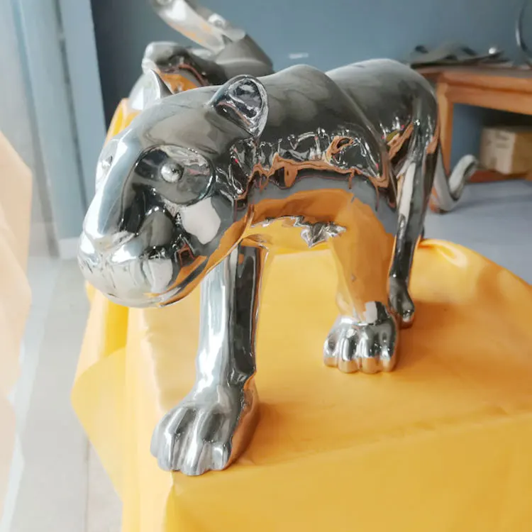 Wholesale Custom Small Size Modern Art Work Home Decor Metal Crafts Abstract Leopard Stainless Steel Statues Table Sculpture