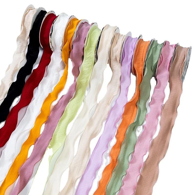Hot Sale Flowers Wrapping Material Bouquet Cake Decoration Ruffles Ribbon With Wavy Edge
