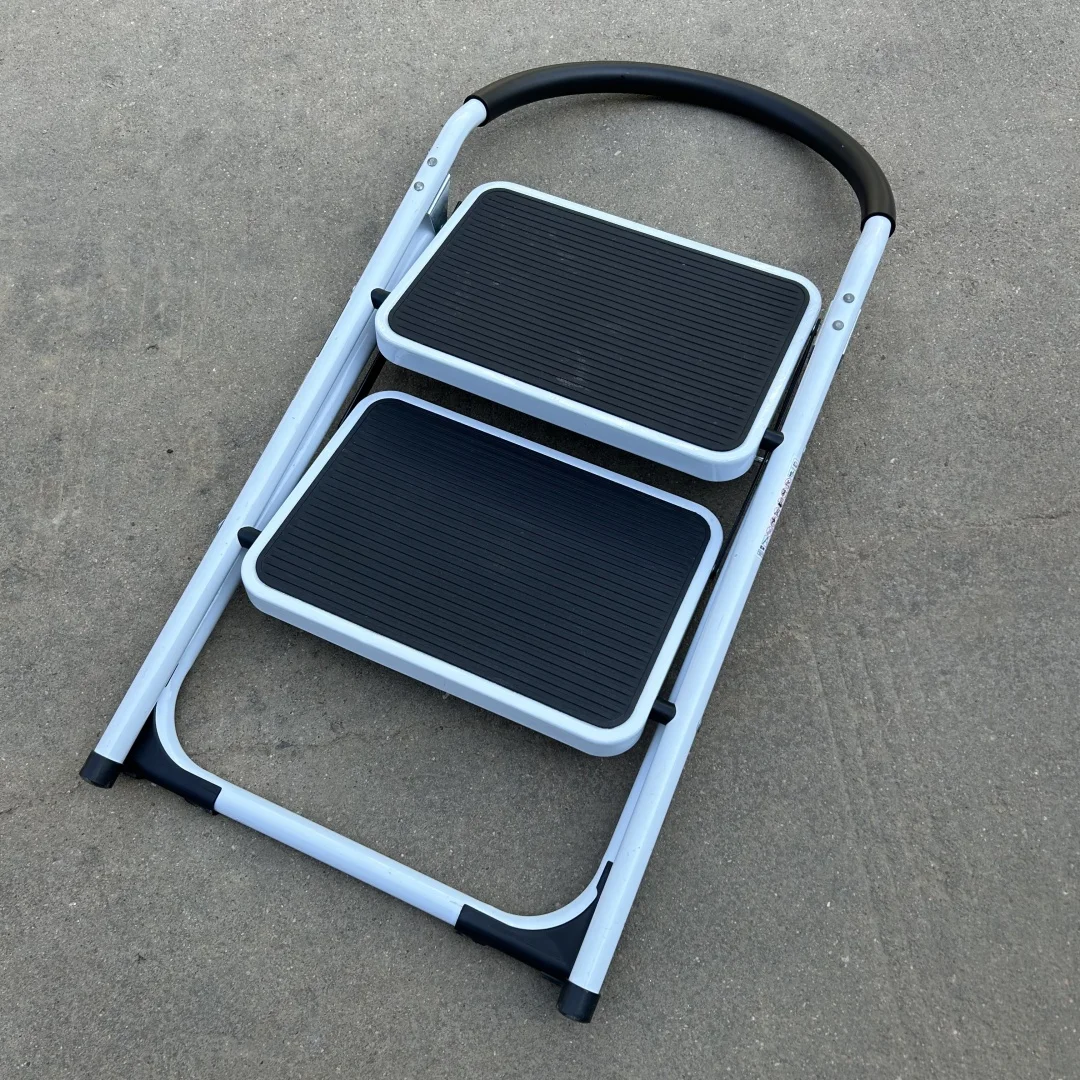 Super Quality Multi Purpose Thickened 2 Step 3 Step 4 Steps Foldability  Steel Ladder