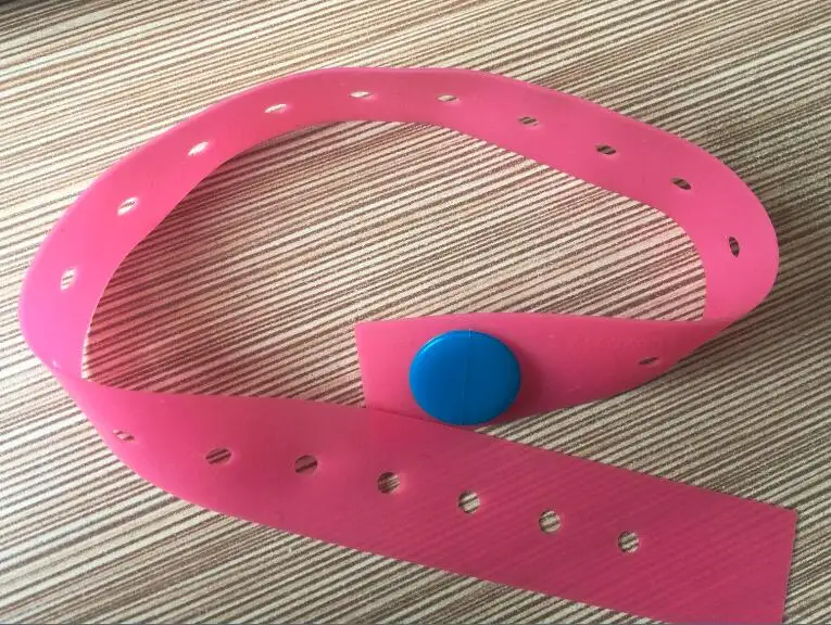 TPE button tourniquets Disposable button tourniquets are single use to reduce risk of cross-infection and contamination