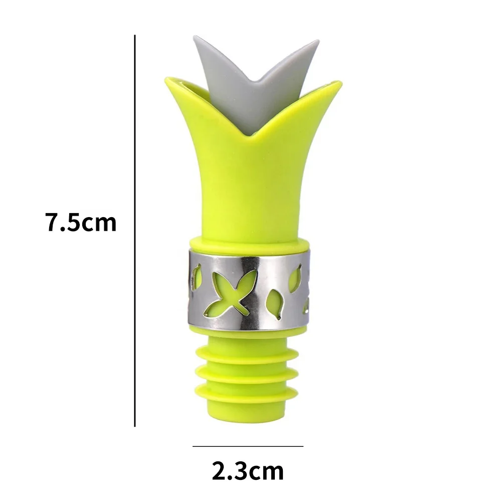 New Design Keep Wine Reusable Beer Bottle Cover Silicone Wine Bottle Stopper Pourer with Stainless Steel Accent