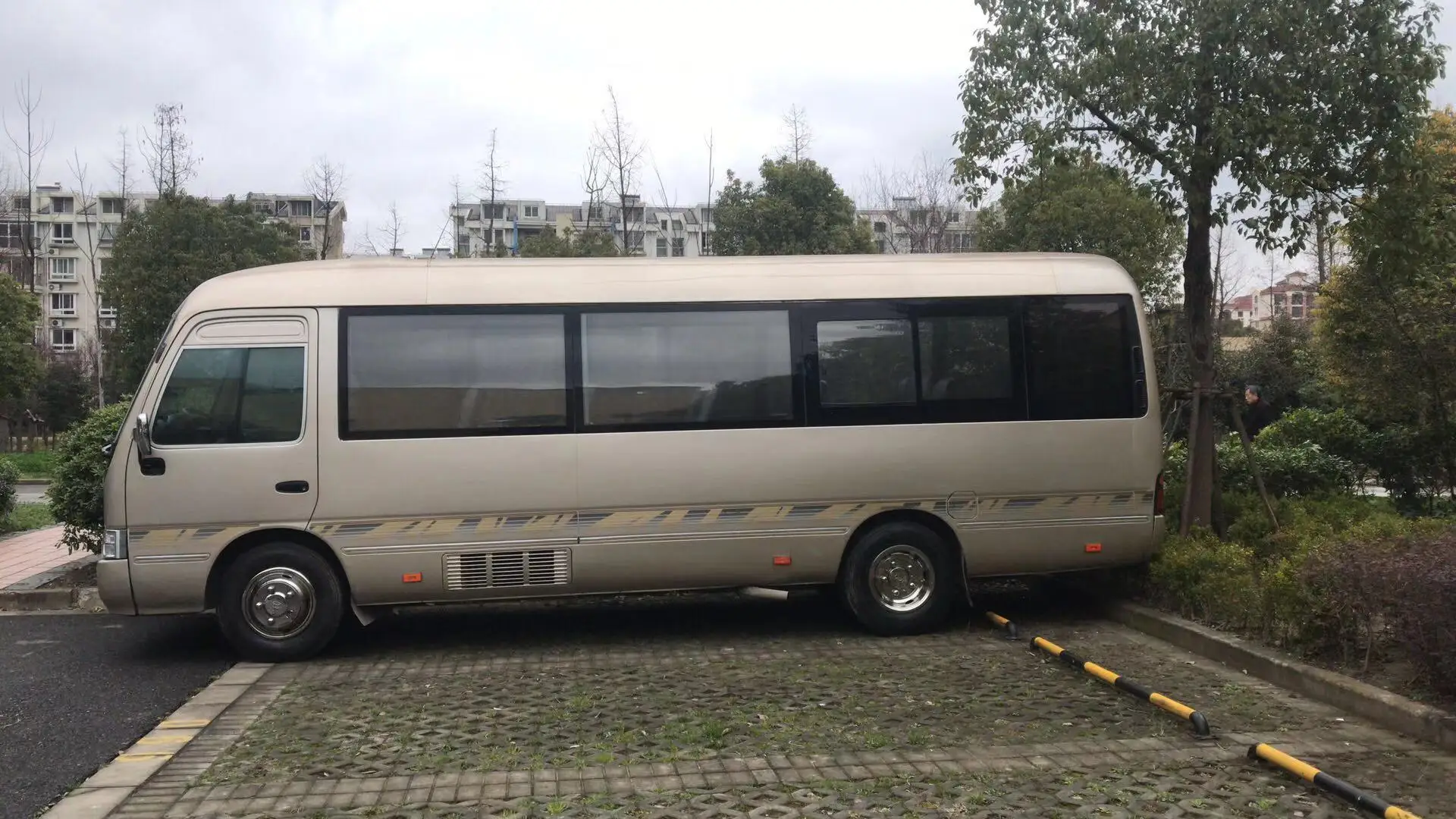 Used Toyot bus/ 2017  coaster city bus
