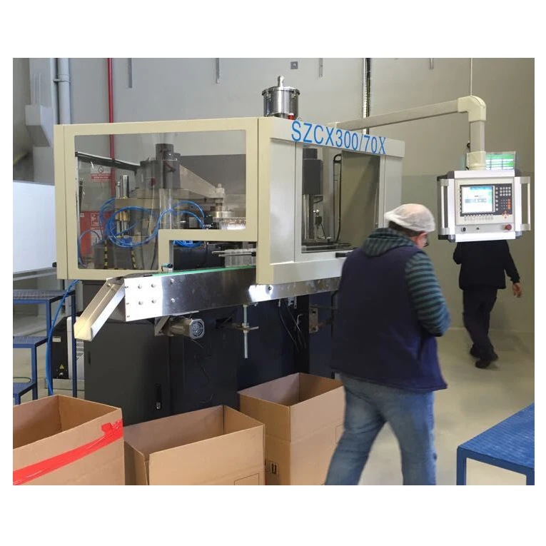 plastic injection blowing machine for molding plastic bottles