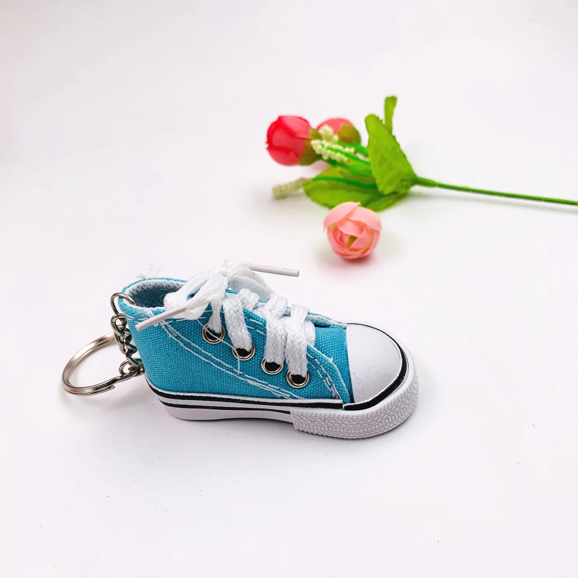 Wholesale hot mini sports shoes 3D canvas shoes car key chain couple bag pendant mini Converse  shoes key chain
