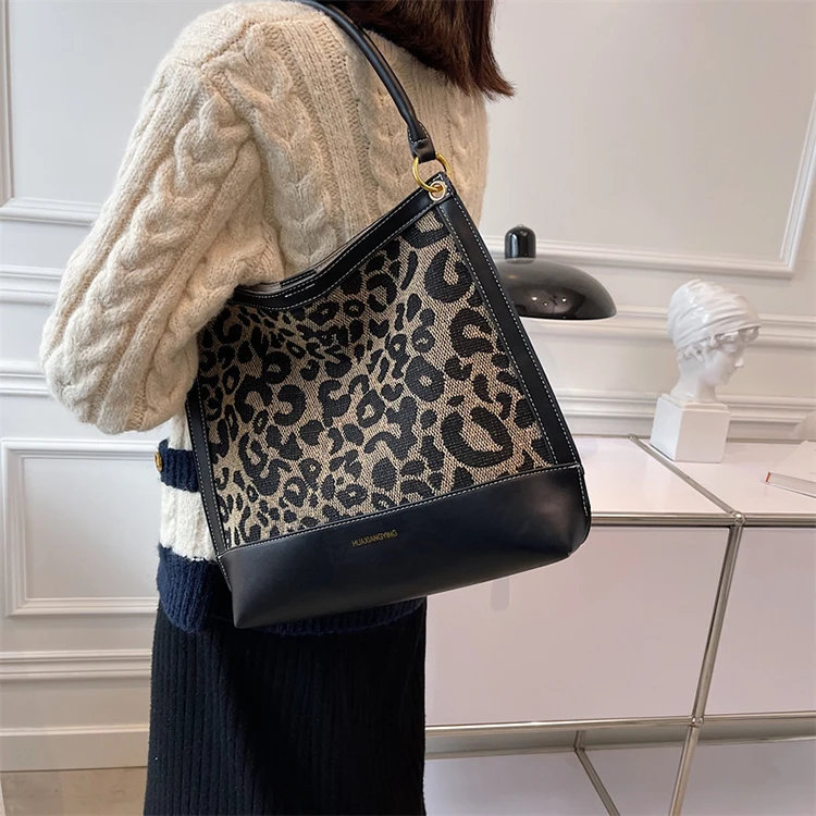 wholesale leather custom design handbag leather brand messenger bag