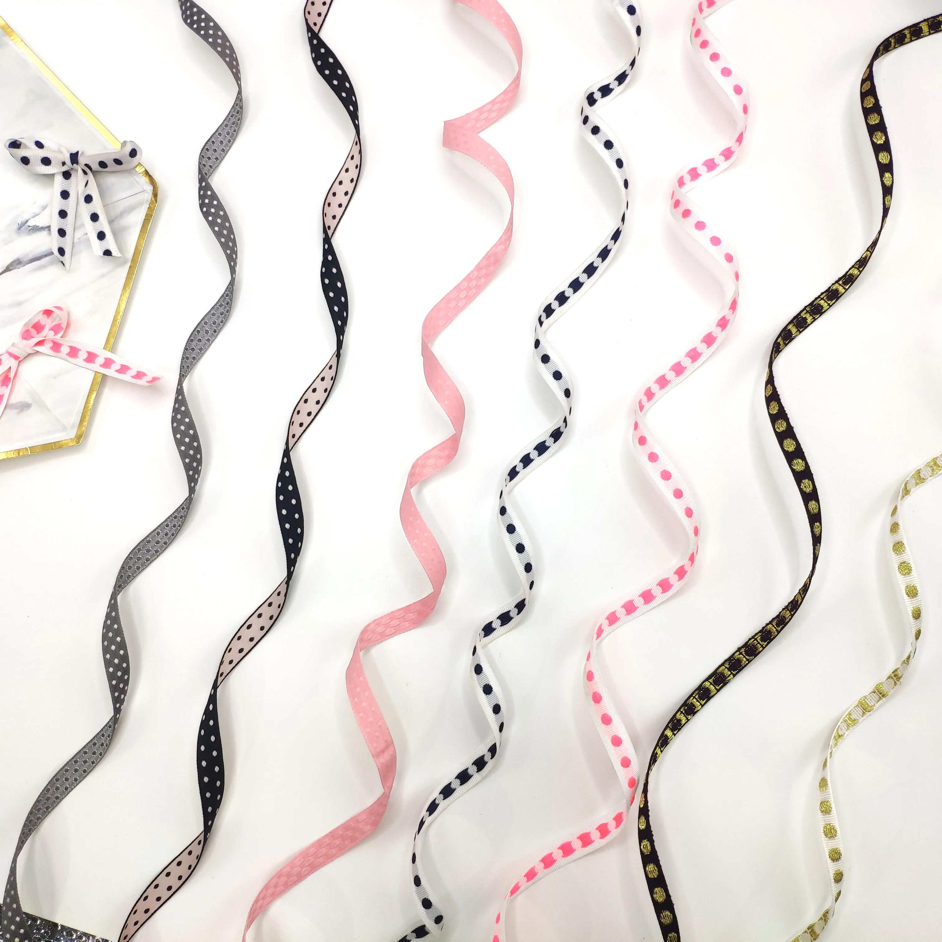 Manufacturer Wholesale Flower Edge Jacquard Webbing Polyester Nylon Onion Band Ribbon For Trim Tight Woven Lace High Quality