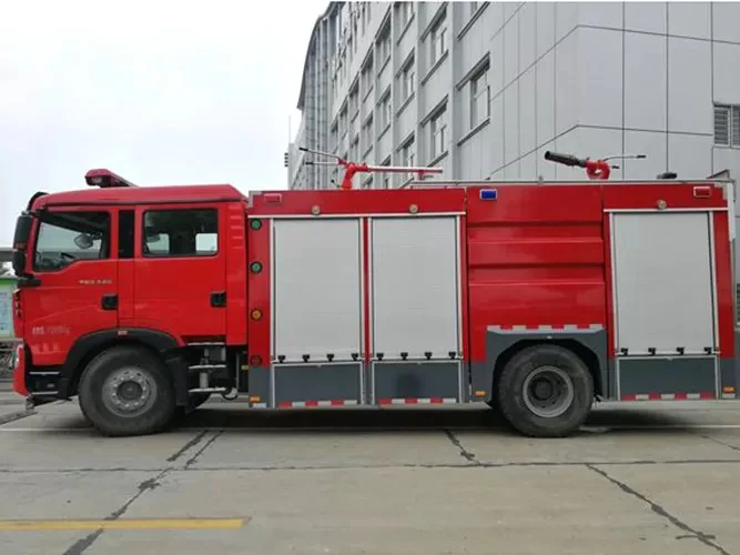 Быстрая доставка воздушная лестница пожарная машина 4x2 Автоцистерна для воды пожарные машины