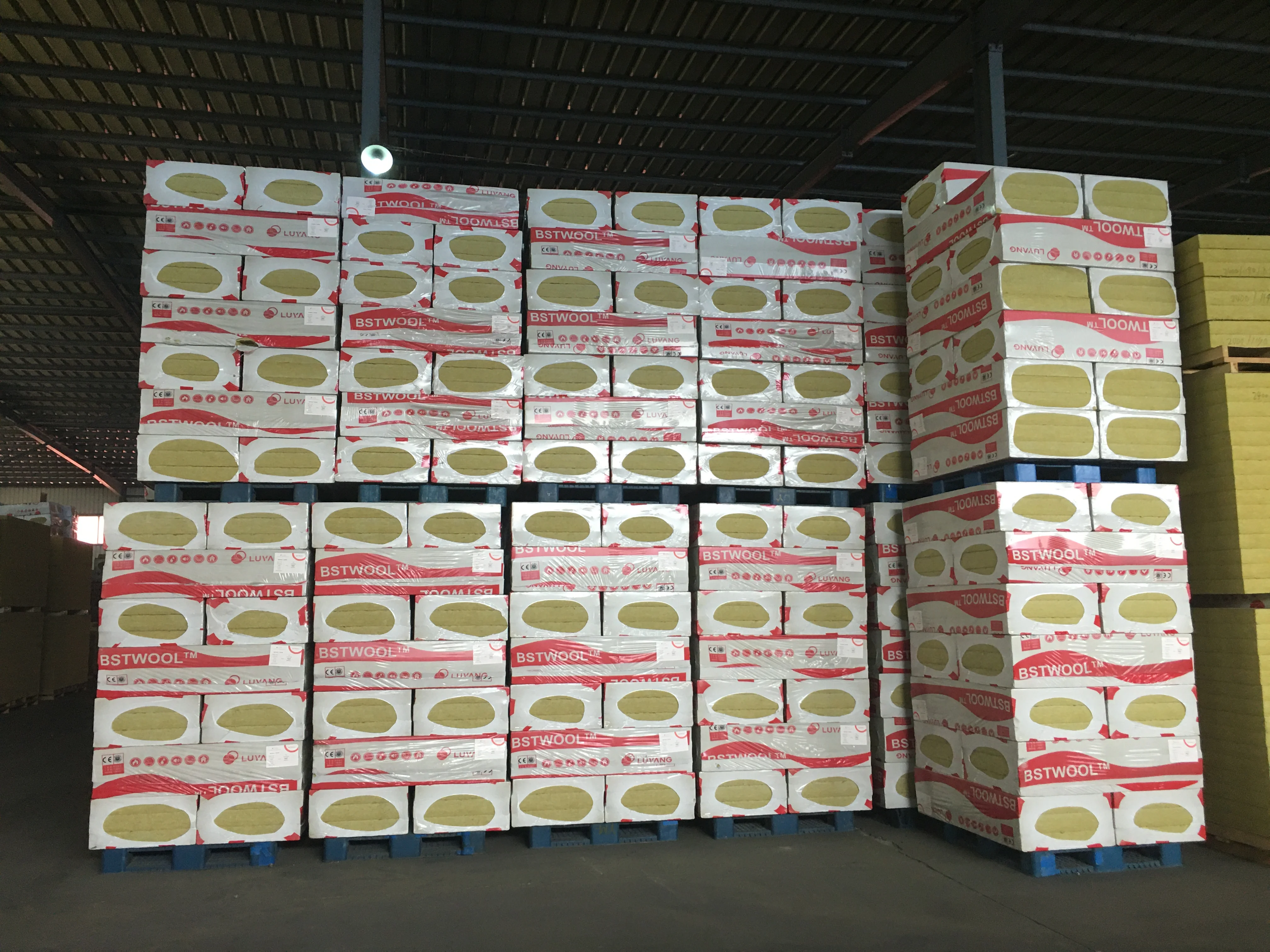 Class A60 dry hanging wall thermal insulation 120kg/m3 150mm fireproof soundproof mineral rock wool board for exterior wall